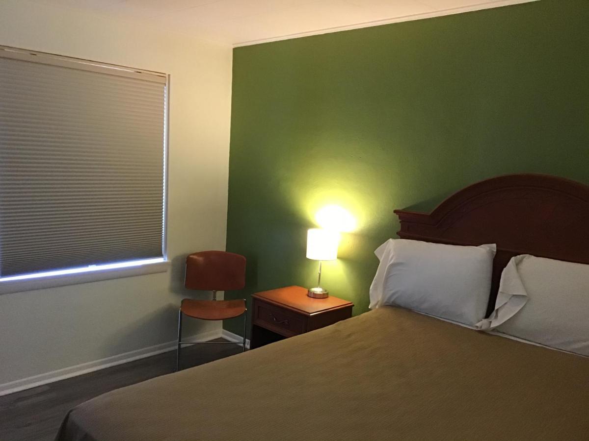אוונסבורו Budget Inn Hotel מראה חיצוני תמונה